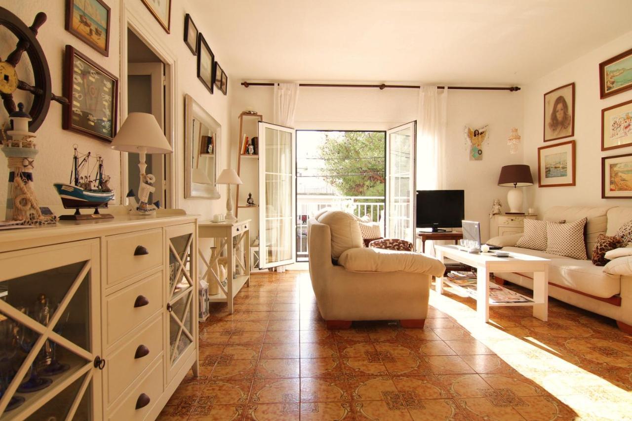 Chocolat: A 1 Minuto De La Playa Apartment Sitges Luaran gambar